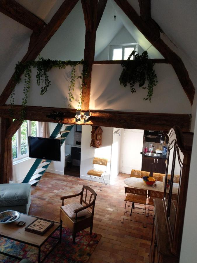 Le Grand Barrois Bed & Breakfast Crecy-la-Chapelle Exterior photo