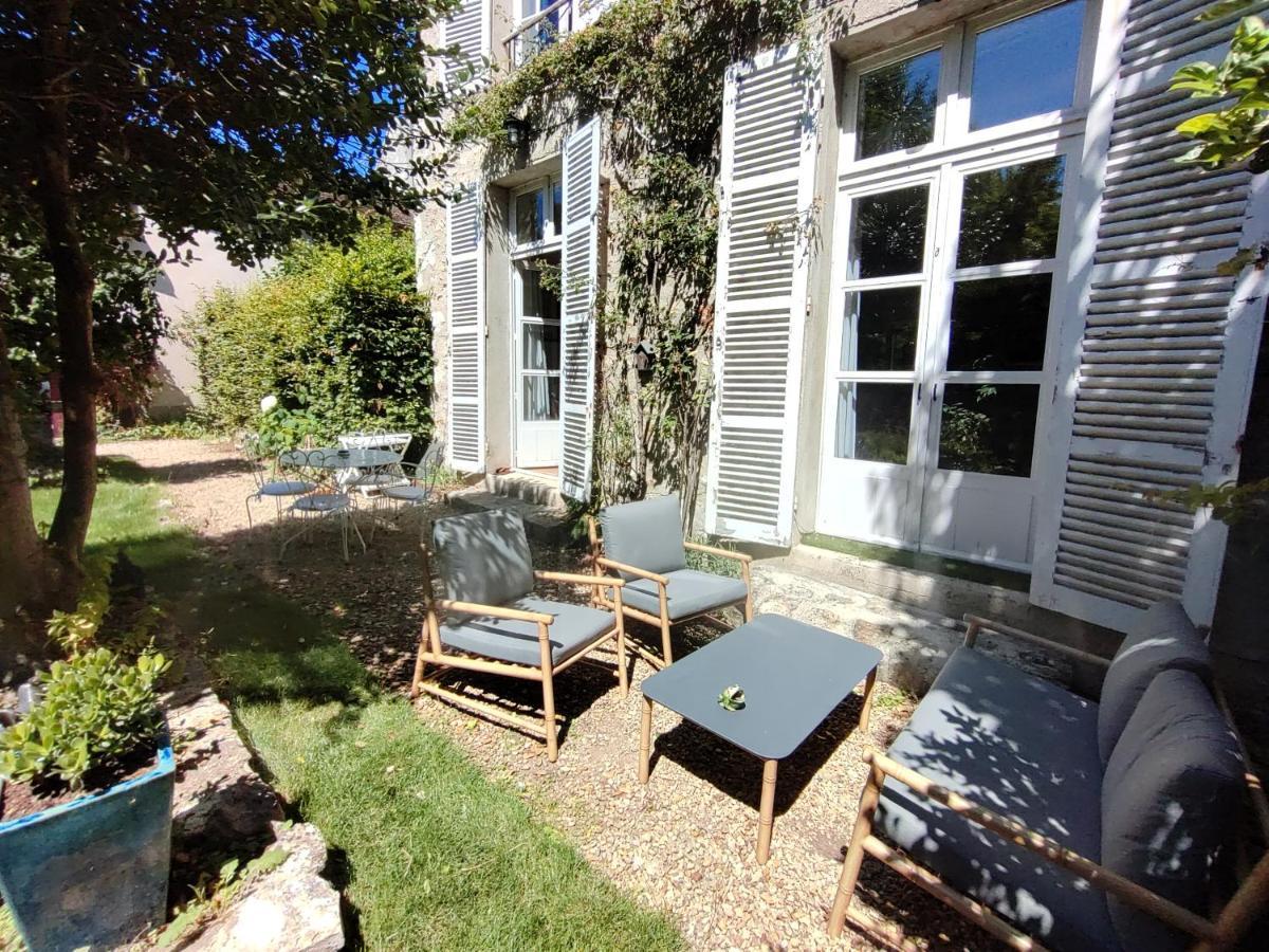 Le Grand Barrois Bed & Breakfast Crecy-la-Chapelle Exterior photo