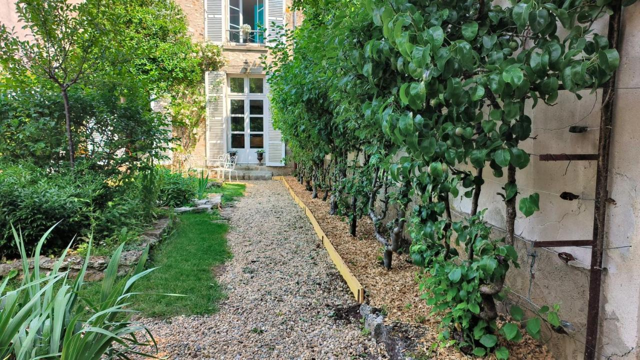 Le Grand Barrois Bed & Breakfast Crecy-la-Chapelle Exterior photo